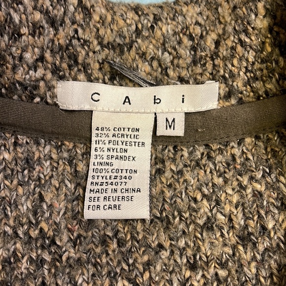 Cabi Two button sweater size medium - Picture 5 of 9
